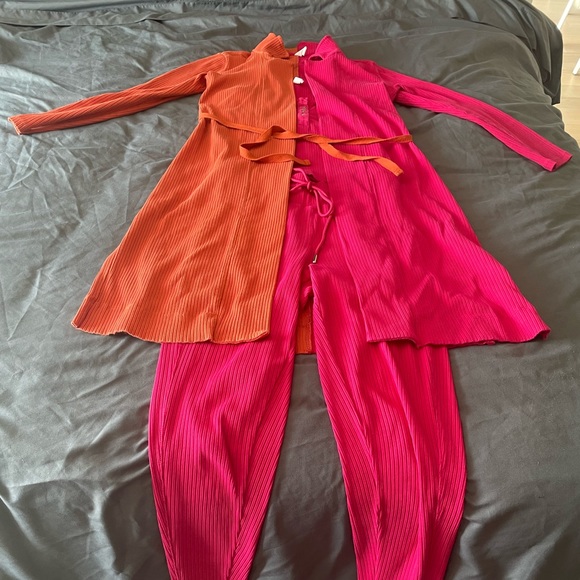 Anthropologie Daily Practice 3-piece Lounge Set - Picture 6 of 9